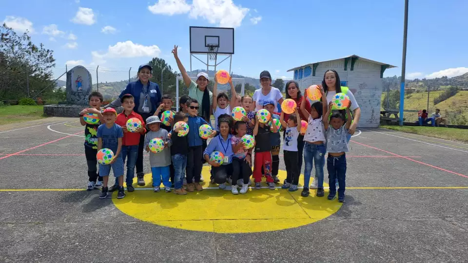 colombia school supplies guarne 050223 63 (2)