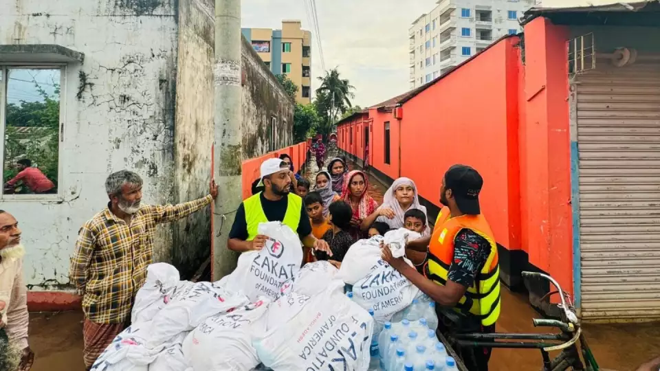 Our field teams in Bangladesh go to flood affected communities to offer essentials.