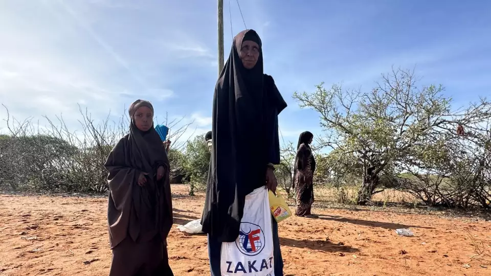 Food packages ensure families in Kenya have the staples for nourishing meals.